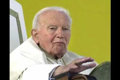 Durante el acto, el Papa se dirigió a los jóvenes. 'Sigo creyendo en vosotros', les dijo desde el escenario.