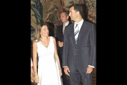 Cena de gala en Palma de Mallorca como despedida del verano ante las autoridades baleraes.