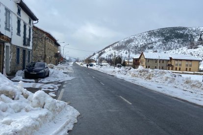 Estado que presenta esta mañana la Monaña de Riaño. RAMIRO
