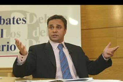 El candidato leonesista recordó que el último fin de su partido es conseguir una autonomía para León, Zamora y Salamanca.