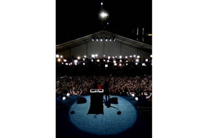 El candidato demócrata ha arrasado en las elecciones presidenciales estadounidenses. Y lo ha celebrado en un acto multitudinario en Chicago, la ciudad donde ha labrado su carrera política.