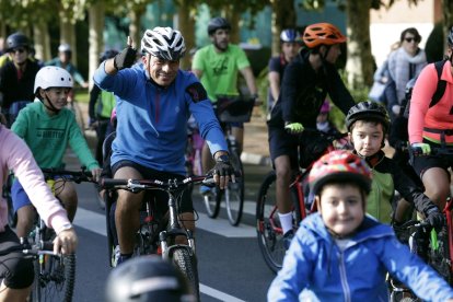 Participantes en el Día de la Bici. FERNANDO OTERO