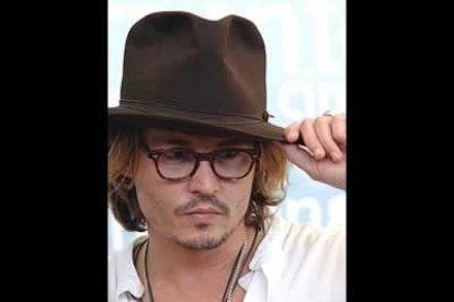 Ha bajado del primero al tercer puesto gracias a un aspecto desaliñado estudiado que hace las delicias de las mujeres.