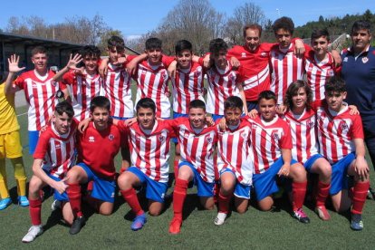 El Altético Bembibre se proclamó subcampeón. MANUEL MACÍAS