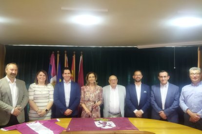 El equipo de Alicia Gallego en Santa María del Páramo. DL