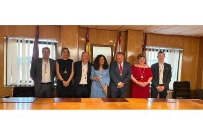 Silvia Cao ha renovado la Alcaldía con el apoyo del concejal de UPL.DL