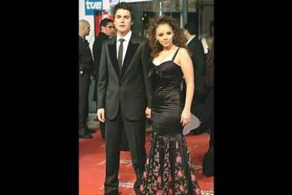 También levantó una gran expectación la pareja formada por Alex González y Chenoa.