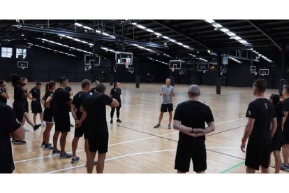 El leonés, máximo responsable del Área Física del Departamento de Arbitraje de la Fiba, suma más de ocho años en este cometido. FIBA