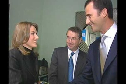 Don Felipe y su futura esposa, habían coincidido en la entrega de los premios Príncipe de Asturias en Oviedo, antes de darse a conocer el compromiso.