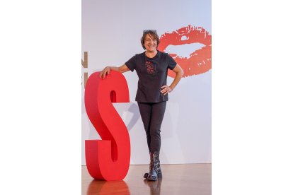 Blanca Portillo posa para los medios gráficos durante la presentación de la película 'Teresa', con la que participa en la sección oficial de la Seminci. EFE / NACHO GALLEGO.