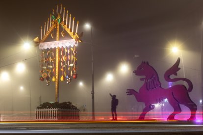 'León, historia y tradición'. JAVIER CAÑIZARES GIL.