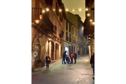 'Noche de paz'. JOANA ARIAS DOMÍNGUEZ.