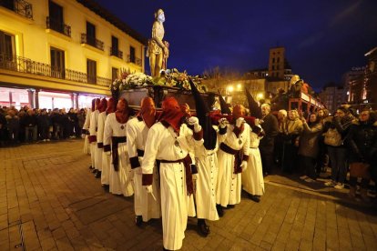 Rosario de Pasión - Ramiro