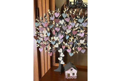 'Cada corazón una luz de esperanza se hizo en casa'. MARÍA MERCEDES ARIAS ARIAS