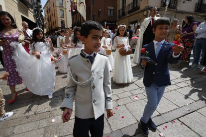 León celebra el Corpus Chico. RAMIRO