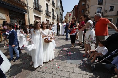 León celebra el Corpus Chico. RAMIRO