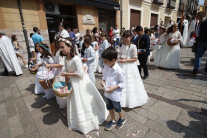 León celebra el Corpus Chico. RAMIRO