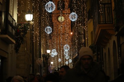 Encendido de la iluminación navideña de Ponferrada. ANA F. BARREDO (17)