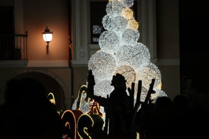 Encendido de la iluminación navideña de Ponferrada. ANA F. BARREDO (20)