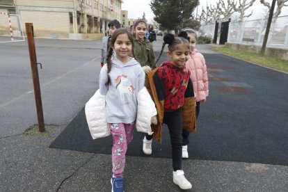 iPreparativos en el colegio Gumersindo Azcárate de León ante la visita de los reyes. RAMIRO