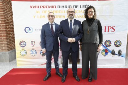 Entrega del Premio Diario de León al Desarrollo Social y los Valores Humanos. RAMIRO