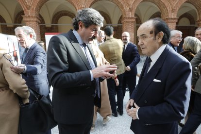 Entrega del Premio Diario de León al Desarrollo Social y los Valores Humanos. RAMIRO