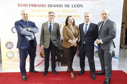 Entrega del Premio Diario de León al Desarrollo Social y los Valores Humanos. RAMIRO