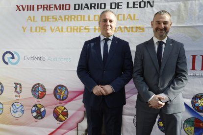 Entrega del Premio Diario de León al Desarrollo Social y los Valores Humanos. RAMIRO