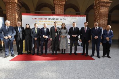 Entrega del Premio Diario de León al Desarrollo Social y los Valores Humanos. RAMIRO