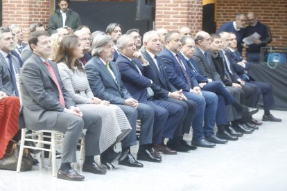 Entrega del Premio Diario de León al Desarrollo Social y los Valores Humanos. RAMIRO