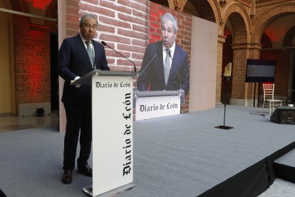 Entrega del Premio Diario de León al Desarrollo Social y los Valores Humanos. RAMIRO