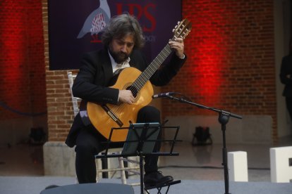 Entrega del Premio Diario de León al Desarrollo Social y los Valores Humanos. RAMIRO