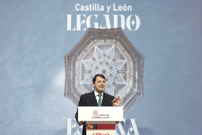 Visita de Alfonso Fernández Mañueco a la 44 edición de Fitur. ICAL