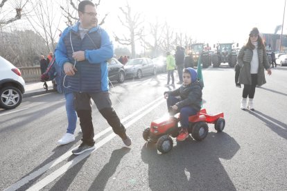 El campo estalla de nuevo con una nueva tractorada en León.