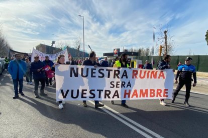 El campo estalla de nuevo con una nueva tractorada en León.