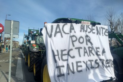 El campo estalla con una nueva tractorada en León.
