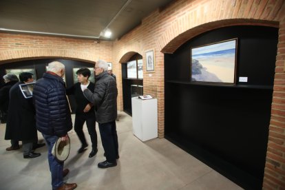 La muestra de Luis Gómez Domingo en la cripta del Museo del Bierzo.