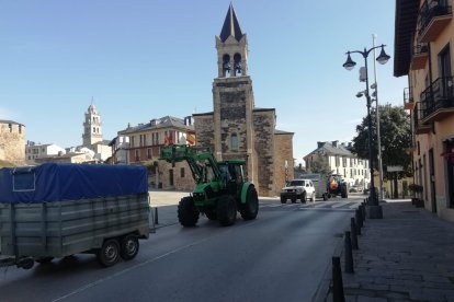 El campo estalla con una nueva tractorada en León.