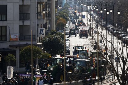 El campo estalla con una nueva tractorada en León.