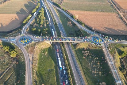 Vista aérea del atasco en la A-231, en Palanquinos
