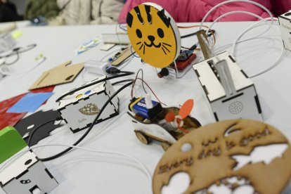 Algunas de las creaciones presentadas en el acto.