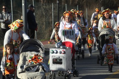 Bembibre vivió su sábado de Piñata para cerrar las fiestas de Carnaval en el Bierzo Alto.