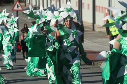 Bembibre vivió su sábado de Piñata para cerrar las fiestas de Carnaval en el Bierzo Alto.
