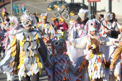Bembibre vivió su sábado de Piñata para cerrar las fiestas de Carnaval en el Bierzo Alto.