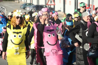 Bembibre vivió su sábado de Piñata para cerrar las fiestas de Carnaval en el Bierzo Alto.