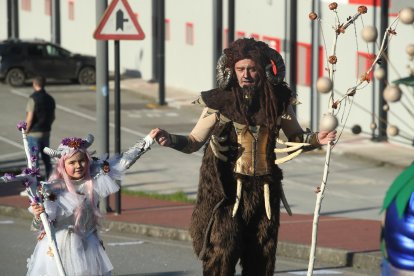 Bembibre vivió su sábado de Piñata para cerrar las fiestas de Carnaval en el Bierzo Alto.