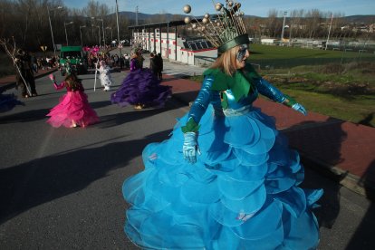 Bembibre vivió su sábado de Piñata para cerrar las fiestas de Carnaval en el Bierzo Alto.