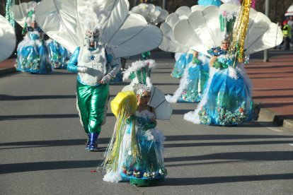 Bembibre vivió su sábado de Piñata para cerrar las fiestas de Carnaval en el Bierzo Alto.