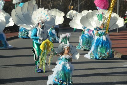 Bembibre vivió su sábado de Piñata para cerrar las fiestas de Carnaval en el Bierzo Alto.