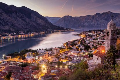 Bulgaria, Rumanía, Serbia y Albania son las localizaciones donde se encuentran estos destinos de película. Su patrimonio arquitectónico y sus paisajes enamoran a todos sus visitantes.